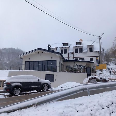 Apartmani Sunce Stara Planina Crni Vrh Exteriör bild